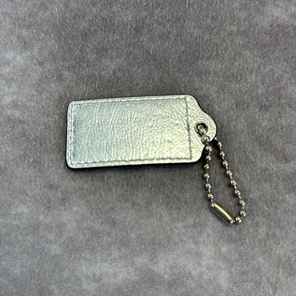 Coach Silver Metallic Hang Tag Large - Picture 2 of 4